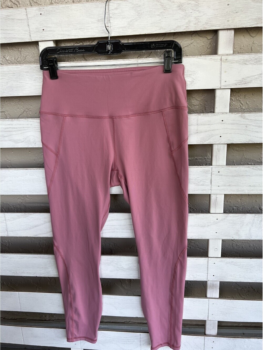 Womens RBX Salmon Dusty Rose Pink Yoga Fitness Leggings Size M.